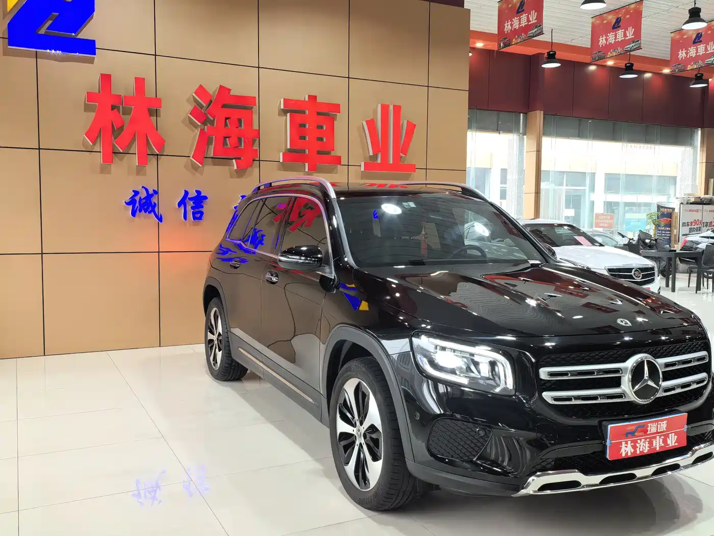 Mercedes-Benz GLB 2022 Facelift GLB 200 Fashion Style фото 3