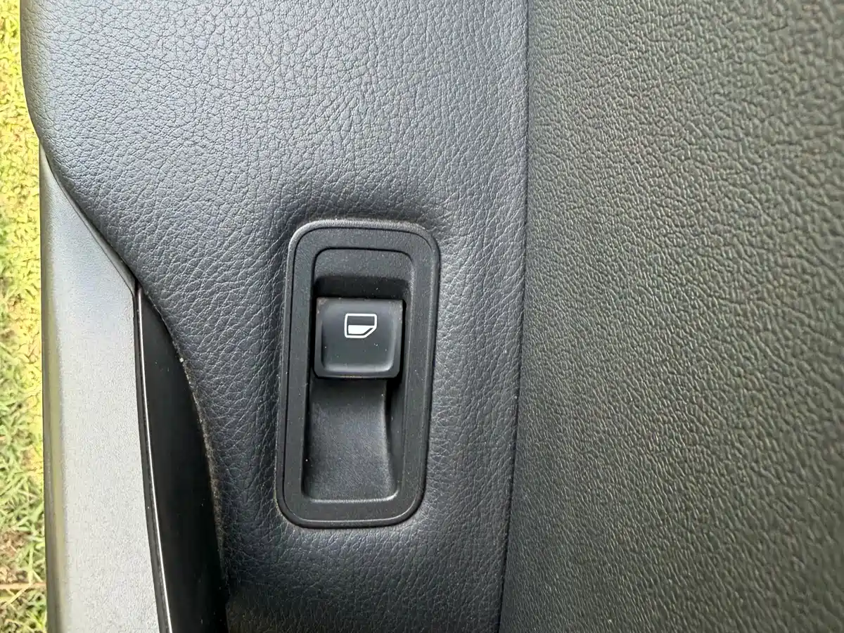 Volkswagen Santana 2016 1.6L Automatic Comfort Edition фото 17