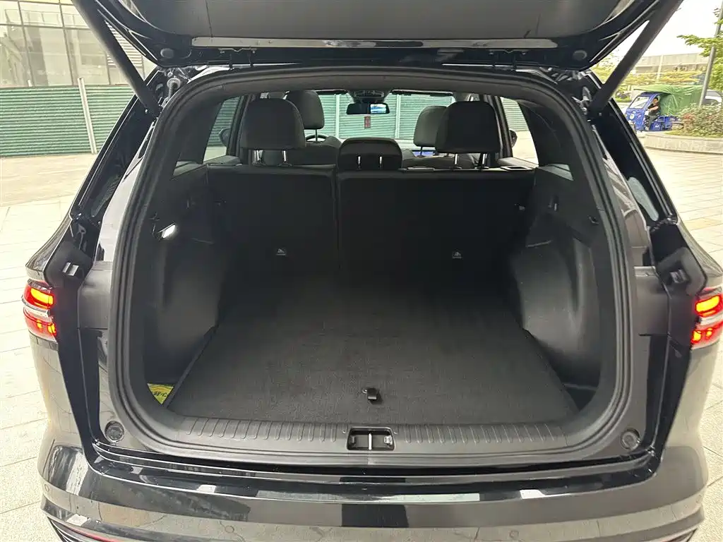 GEELY AUTOMOBILE XINGYUE L