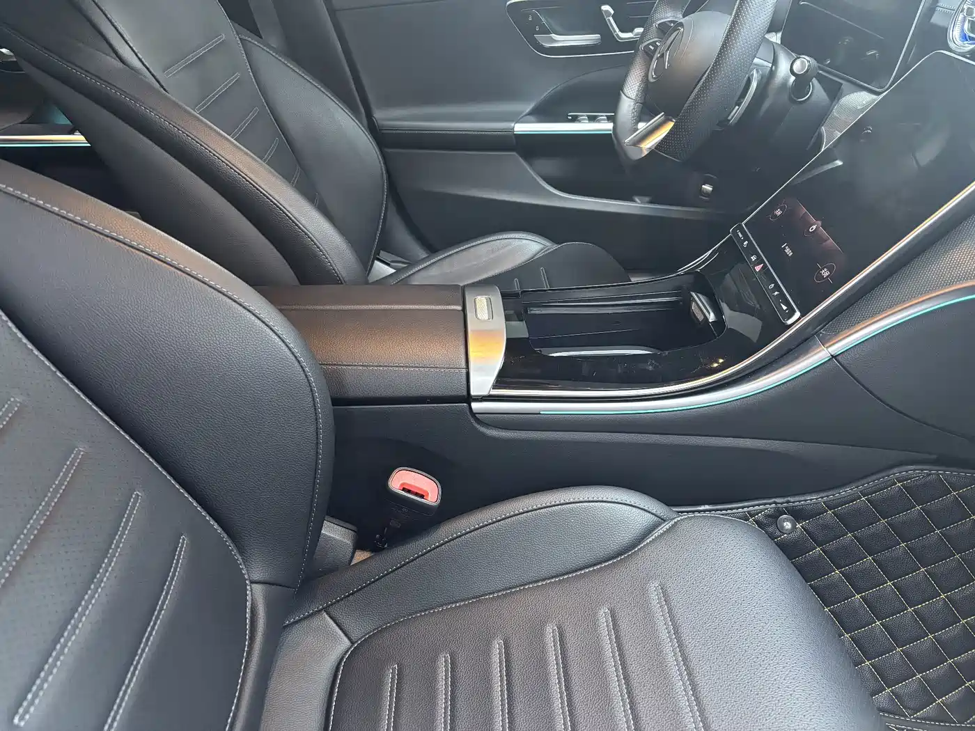 Mercedes-Benz C-Class 2023 C 260 L Sport фото 12