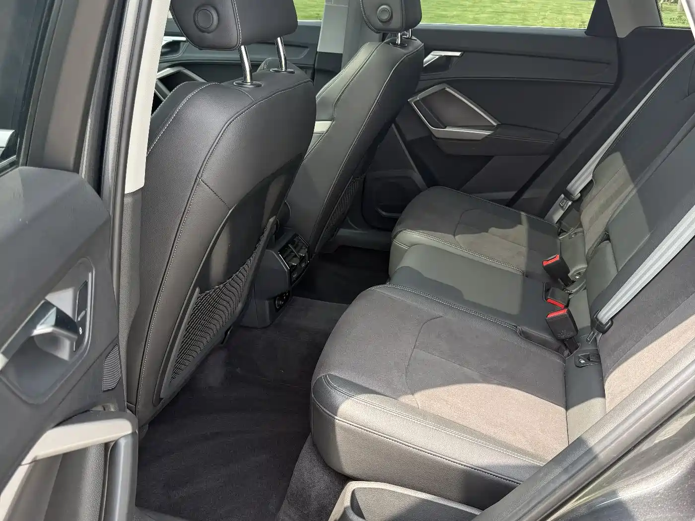 Audi Q3 2023 35 TFSI Fashion Dynamic (1.4T) фото 20