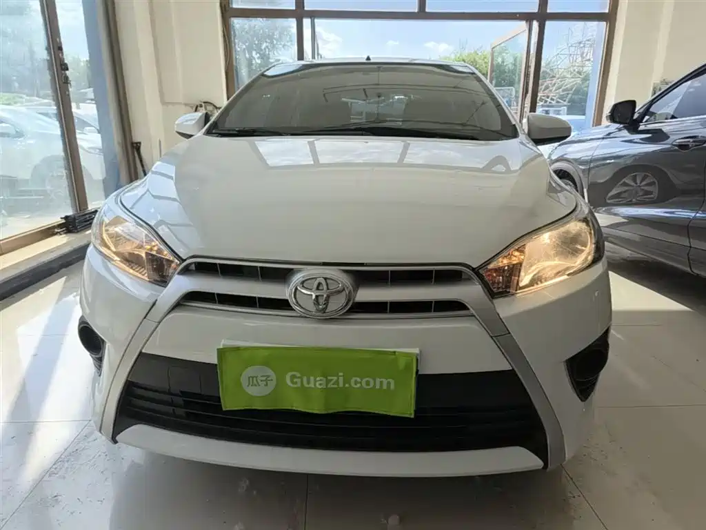 Toyota YARiS L Zhi Xuan 2015 1.5E Auto Charming Edition фото 3