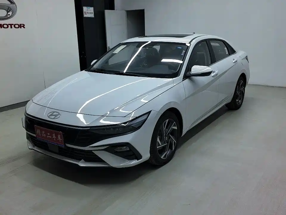 Hyundai Elantra 2023 1.5L CVT GLX Elite Edition