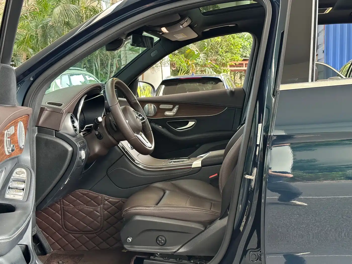 Mercedes-Benz GLC 2021 GLC 300 L 4MATIC Sporty фото 5