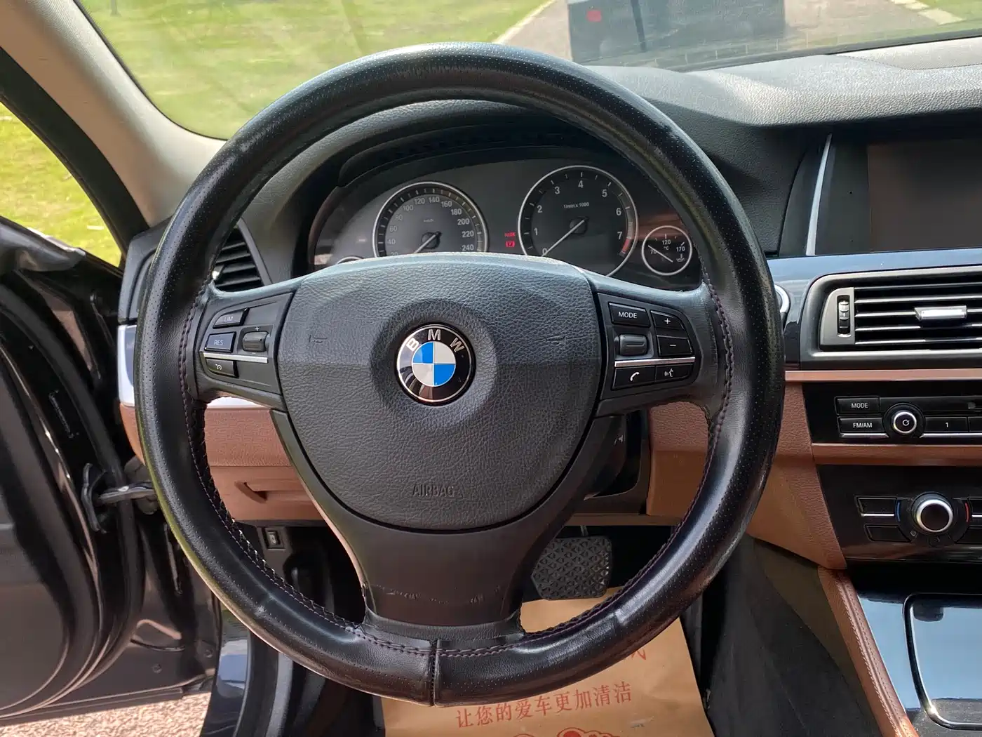 BMW 5 Series 2014 520Li Elegance фото 7