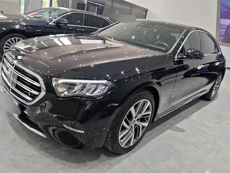 Mercedes-Benz E-Class 2024 E 300 L Fashion