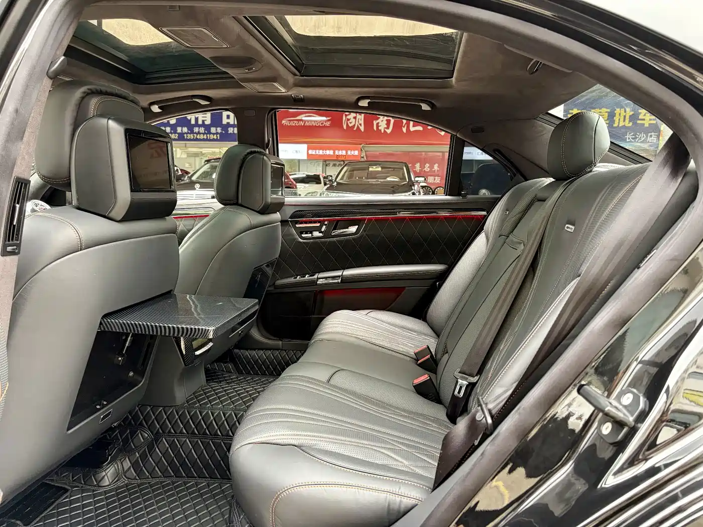 Фото 11 - Mercedes-Benz S-Class