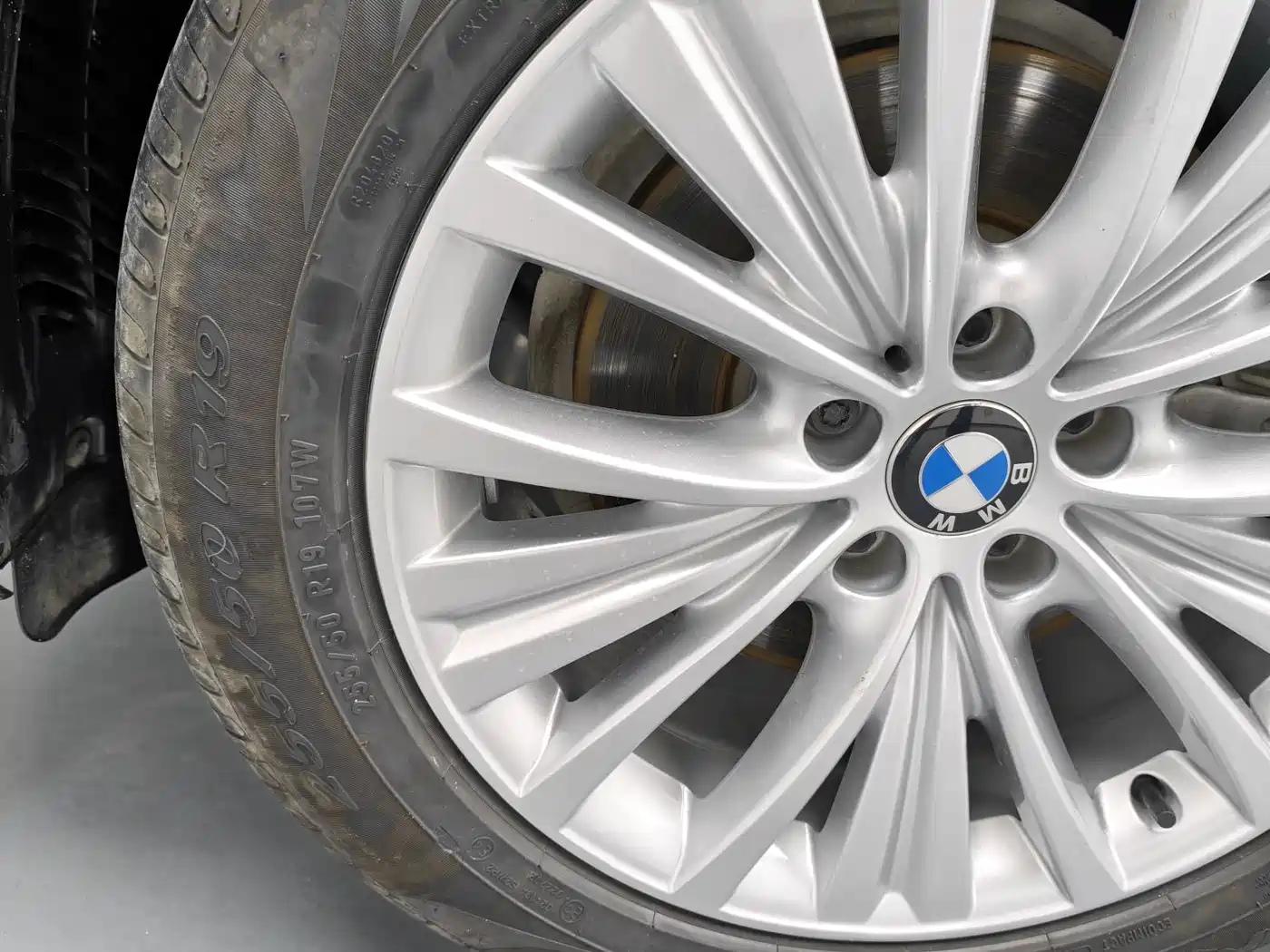 BMW X5 (Import) 2017 xDrive35i Leading Edition фото 4