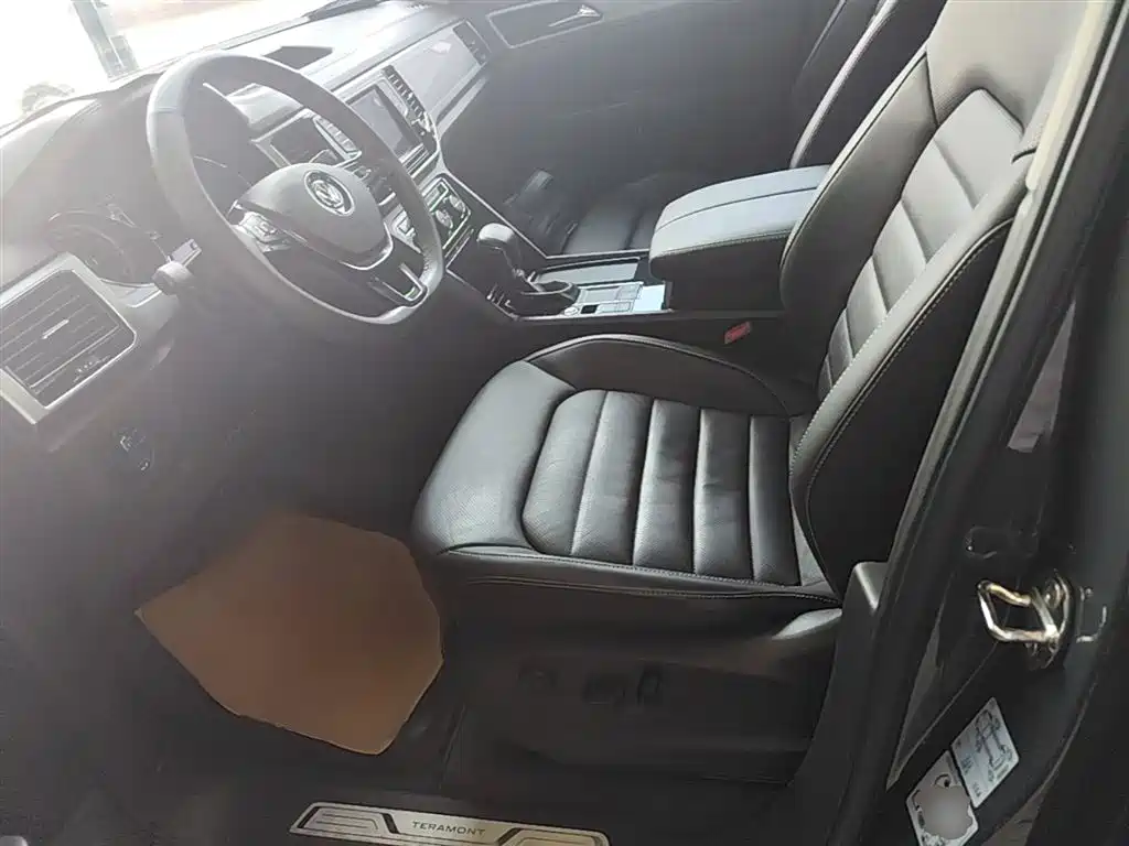 Volkswagen Teramont 2017 330TSI 2WD Luxury фото 15