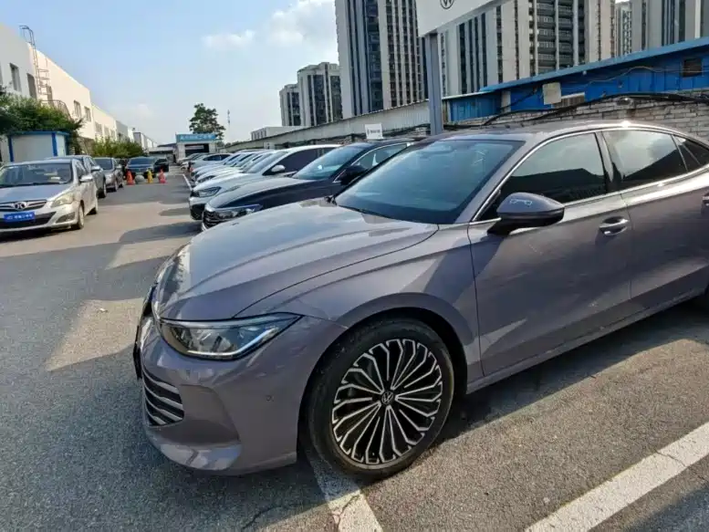 Volkswagen Passat 2025 Model Pro 380TSI Starlight Dragon Premium Edition фото 3