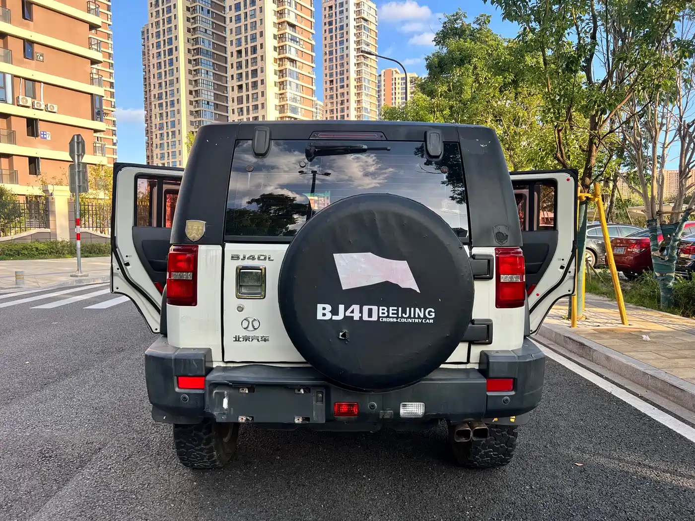 BAIC ORV Beijing Offroad BJ40 2016 Model 40L 2.3T Automatic 2WD Luxury фото 18