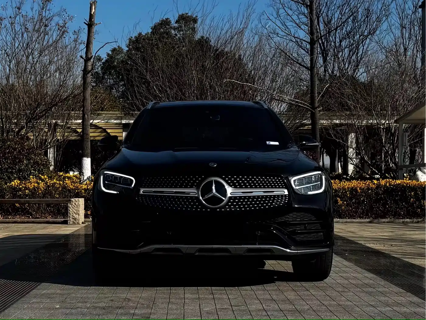 MERCEDES-BENZ GLC