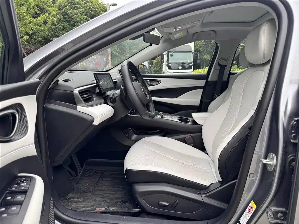 BYD Hai Bao 05 DM-i 2025 DM-i Smart Driving Edition 120KM Flagship фото 5