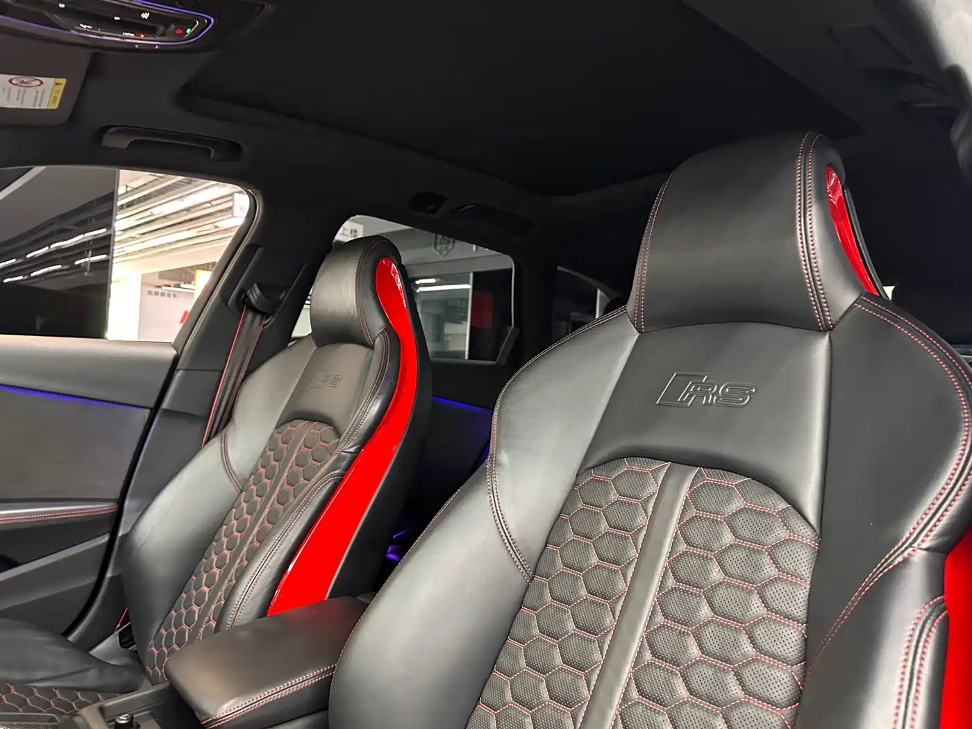 Audi RS 4 2022 2022 RS4 Avant Obsidian Edition