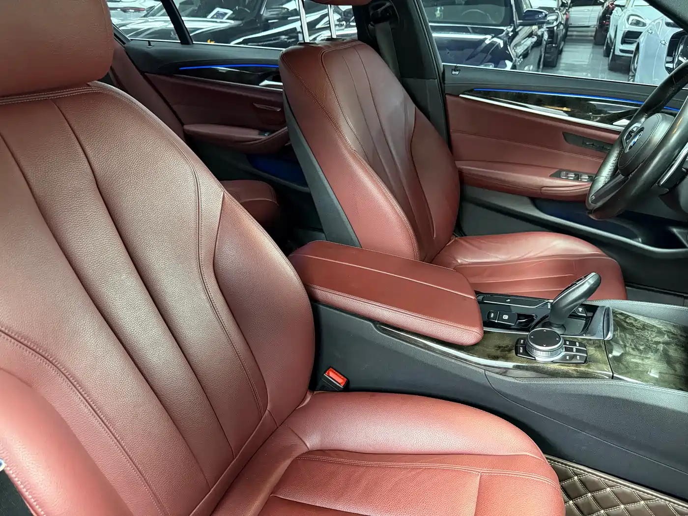 BMW 5 Series 2020 530Li Leading M Sport Package фото 17