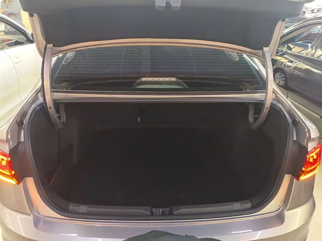 Volkswagen Bora 2023 200TSI DSG Comfort Edition фото 19