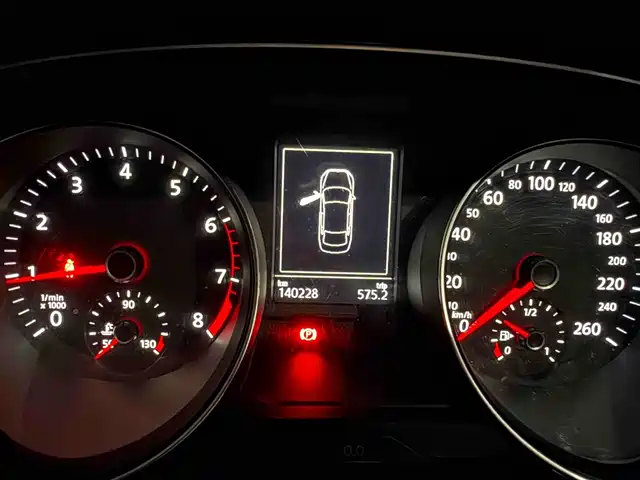 Volkswagen Magotan 2017 330TSI DSG Luxury — фото 3