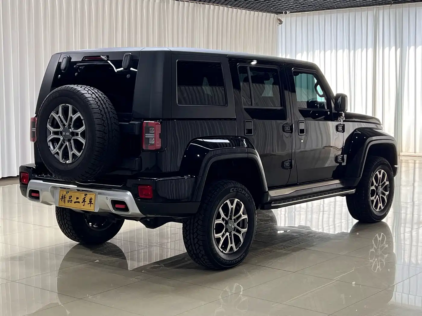 BAIC ORV Beijing Offroad BJ40 2024 2.0T Urban Hunter Glory Edition фото 5
