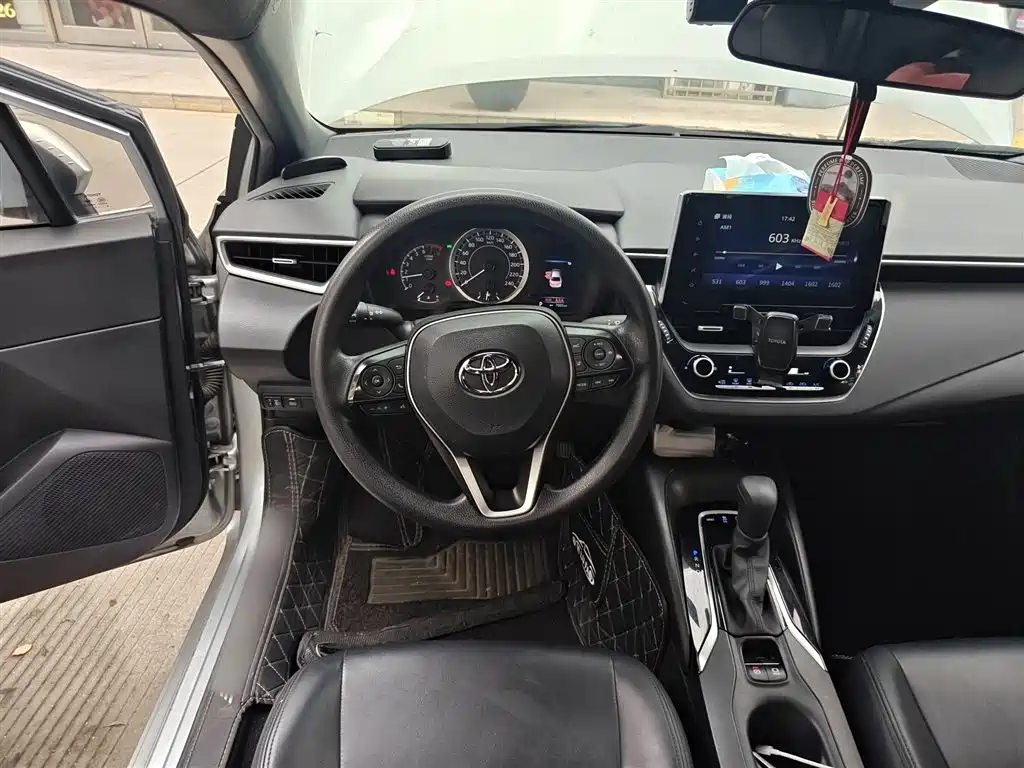 Toyota Levin 2019 185T CVT Luxury Edition China VI фото 3