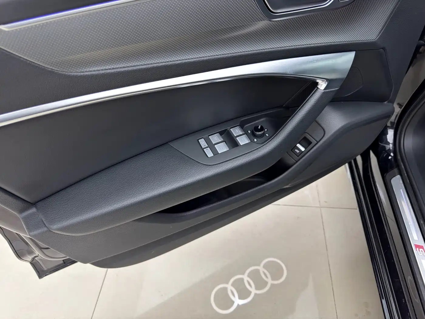 Audi A6L 2023 45 TFSI Premium Selection Dynamic фото 16