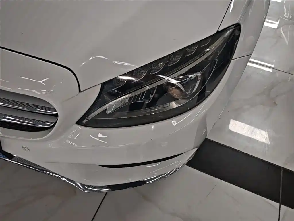Mercedes-Benz C-Class 2017 Facelift C 200 L Sport Edition фото 24