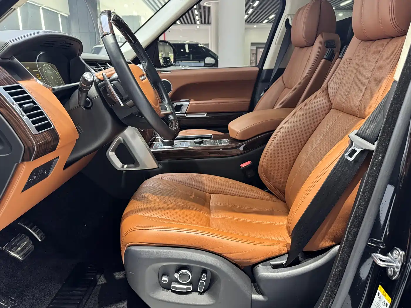 Land Rover Range Rover 2017 5.0 SC V8 AB Ultimate Autobiography LWB фото 19