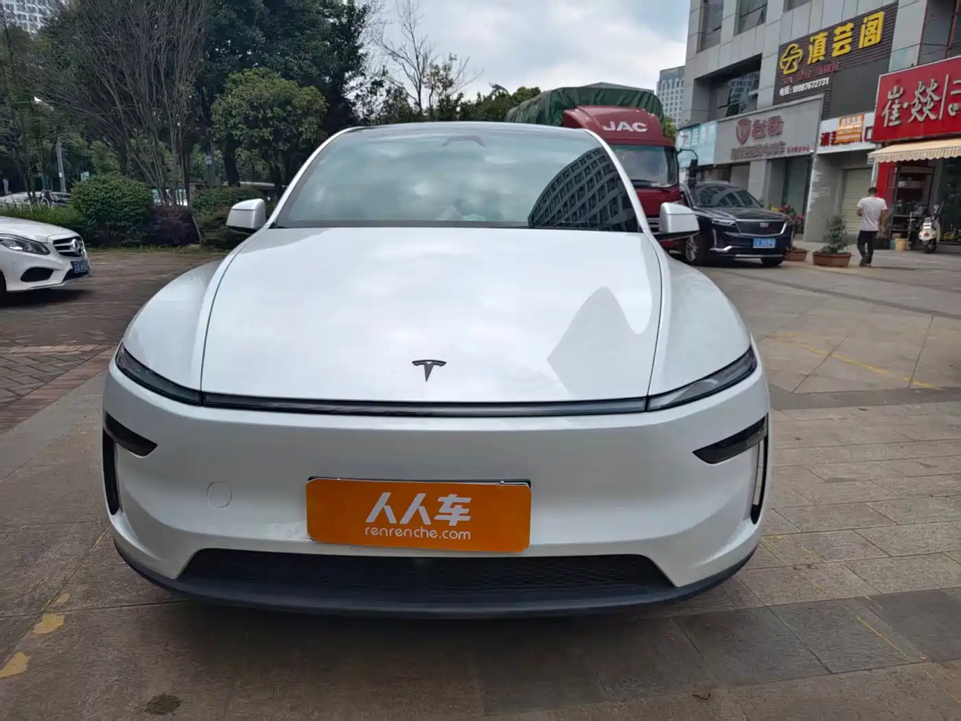 Tesla Model Y L 2025 2025 Facelift Long Range AWD