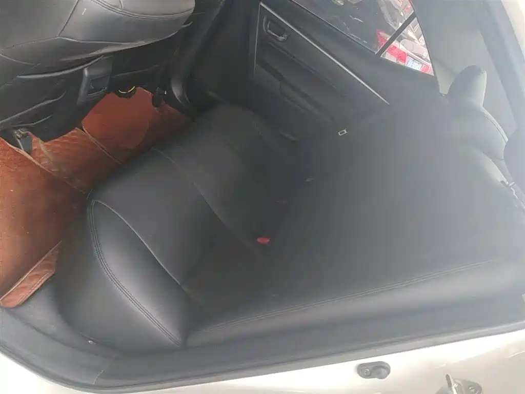 Toyota Corolla 2017 Facelift 1.2T S-CVT GL фото 17