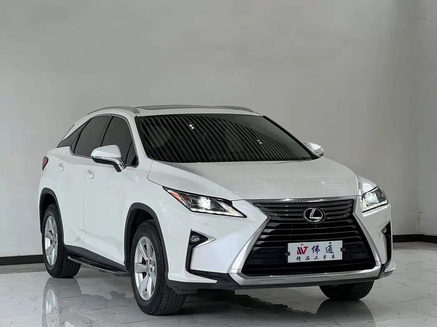 Lexus RX 2016 300 2WD Comfort Edition China V фото 2
