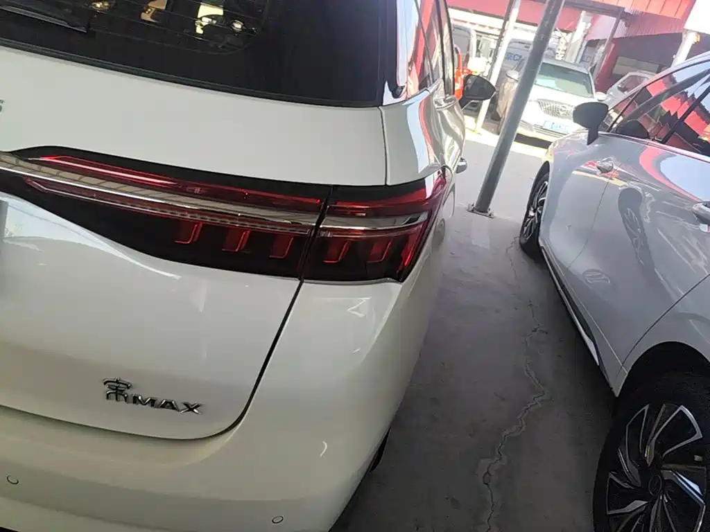 BYD Song MAX 2022 2021 Upgrade 1.5T Automatic Luxury Edition 7-Seater