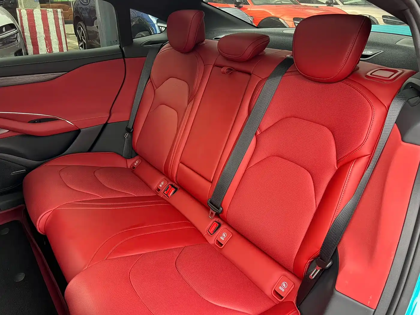 Xiaomi Auto Xiaomi SU7 2024 AWD Extended Range Advanced Smart Driving Max Edition фото 18