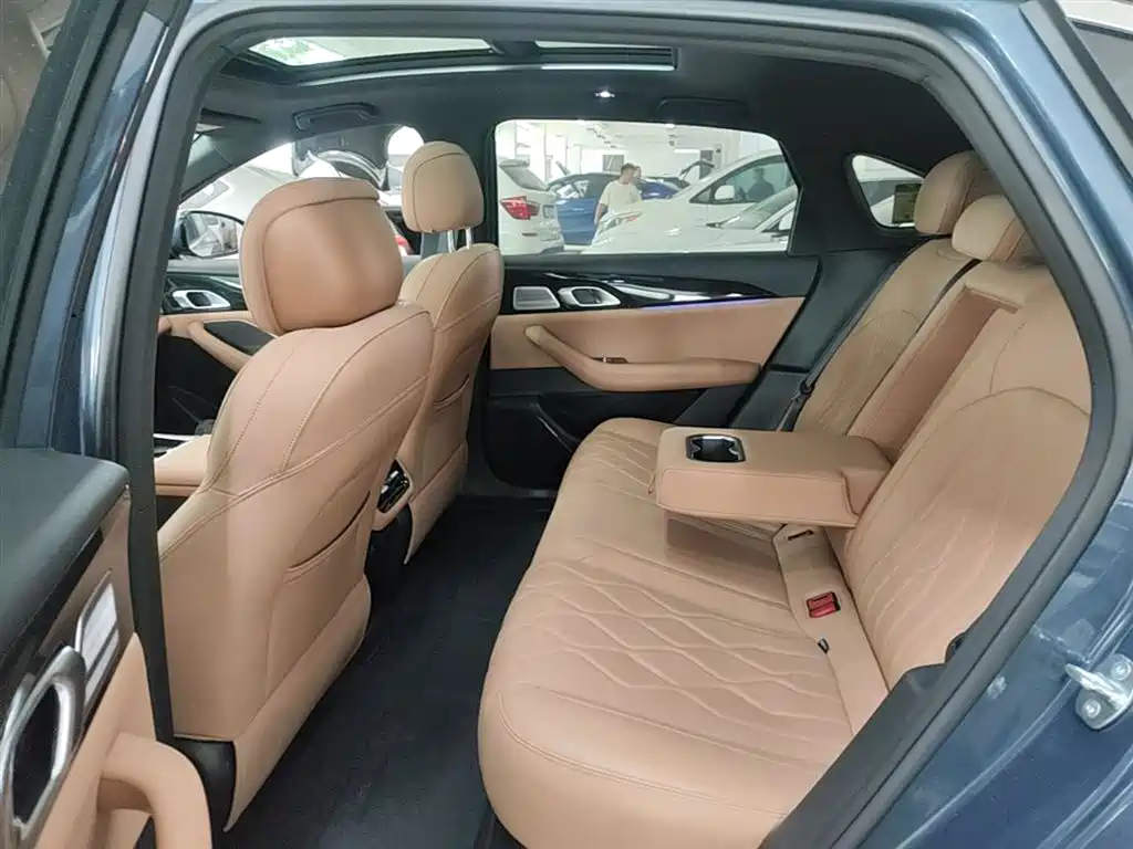 Geely Galaxy Galaxy A7 2025 EM-i фото 17