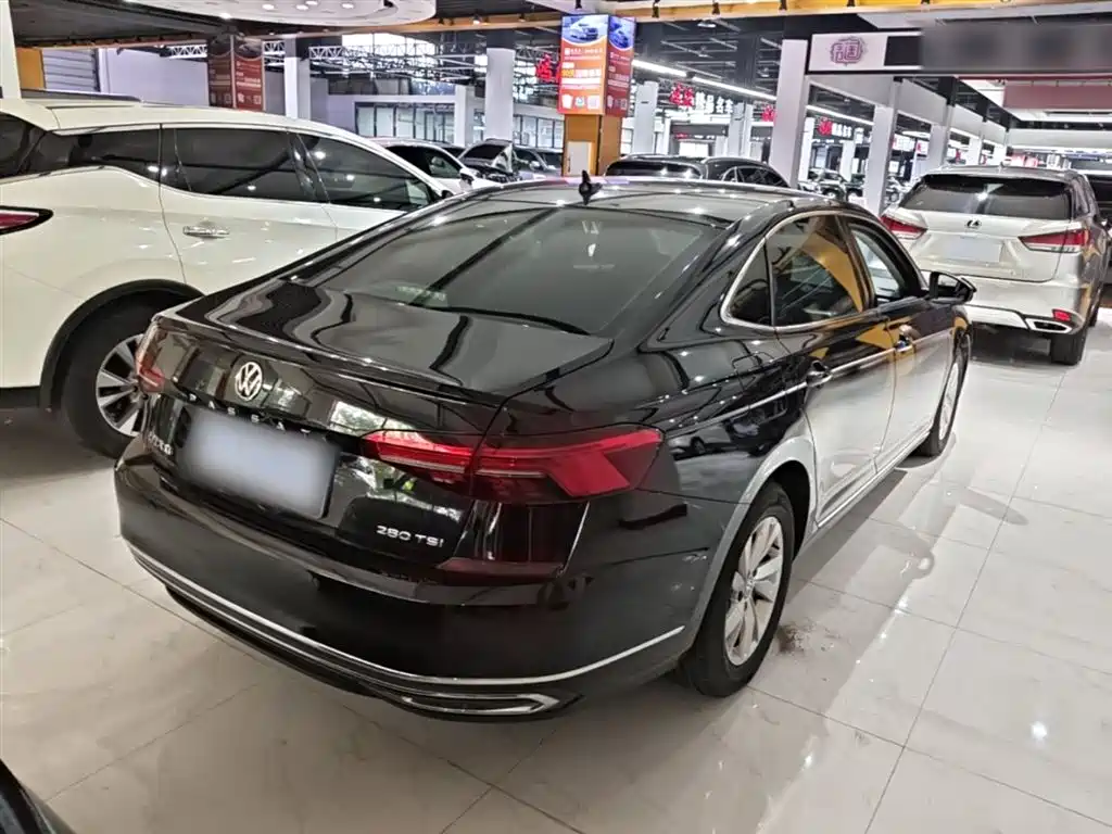 Volkswagen Passat 2020 280TSI Business Edition China VI фото 7