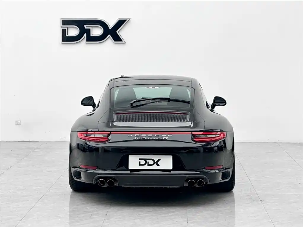 Porsche 911 2016 Carrera 4S 3.0T фото 4