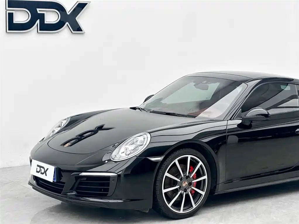 Porsche 911 2016 Carrera 4S 3.0T фото 3