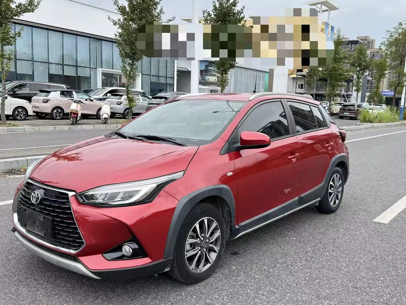 Toyota Yaris L 2022 X 1.5L CVT PLUS — фото 1