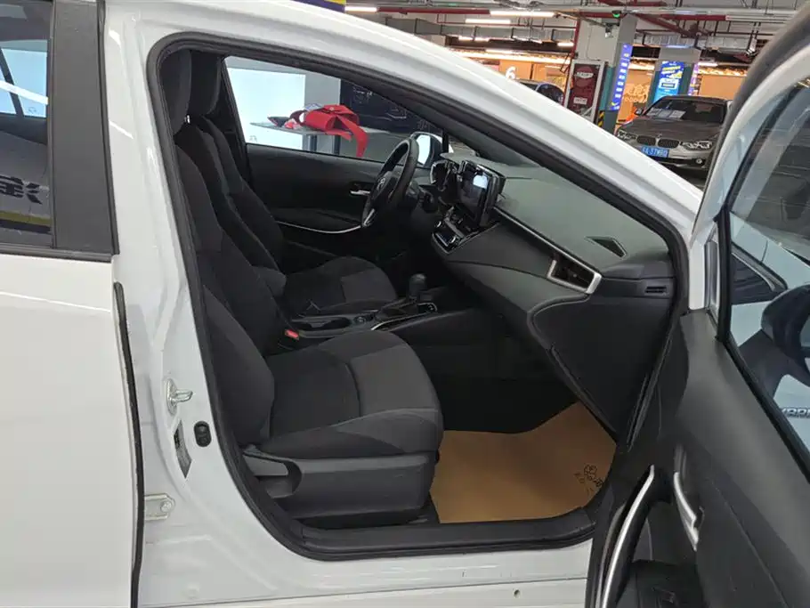 Toyota Levin 2022 Dual Engine 1.8H E-CVT Progressive Edition фото 8