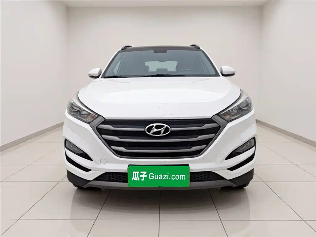 Hyundai Tucson 2015 1.6T Dual Clutch 2WD Leading фото 24