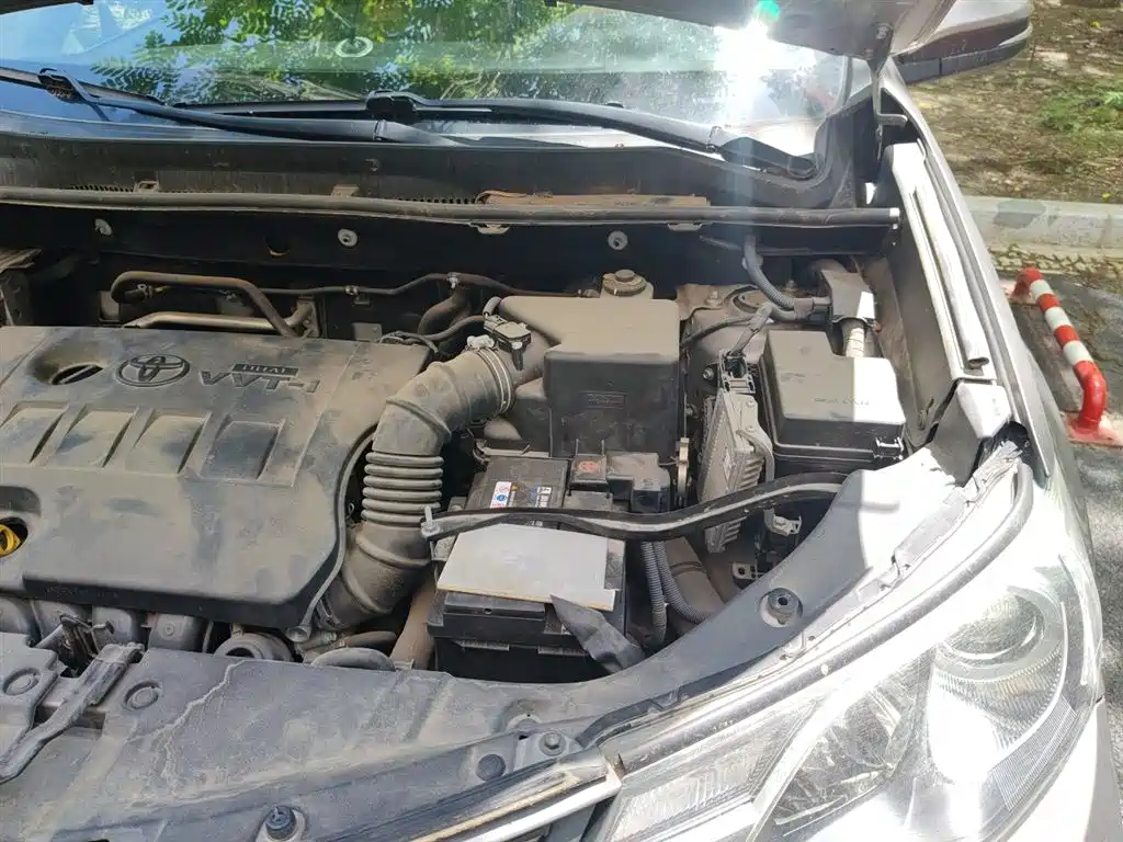 Toyota RAV4 Rongfang 2015 2.0L CVT 2WD Trend Edition фото 24