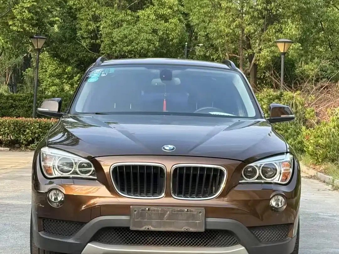 BMW X1 2012 2012 sDrive20i Leading Model