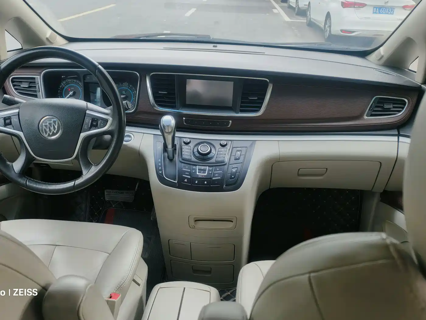 Buick GL8 2014 2.4L LT Luxury Business Executive фото 10