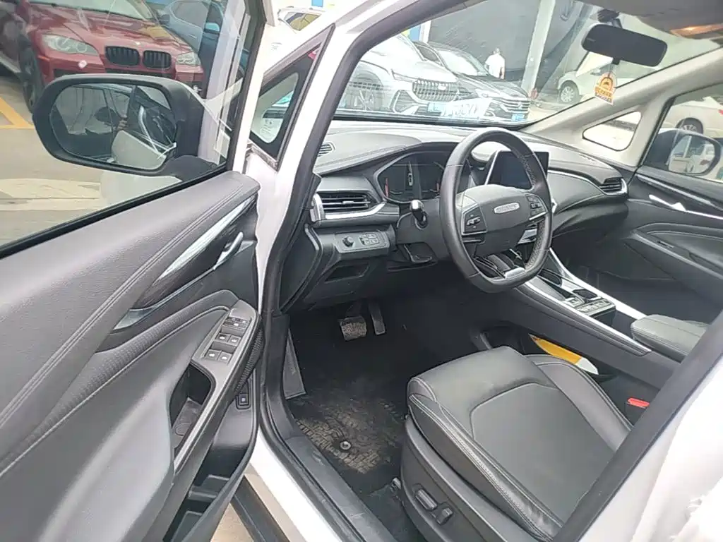 SAIC Maxus Maxus G50 2024 2023 Model PLUS 1.5T Happiness Recommended Auto Launch Edition