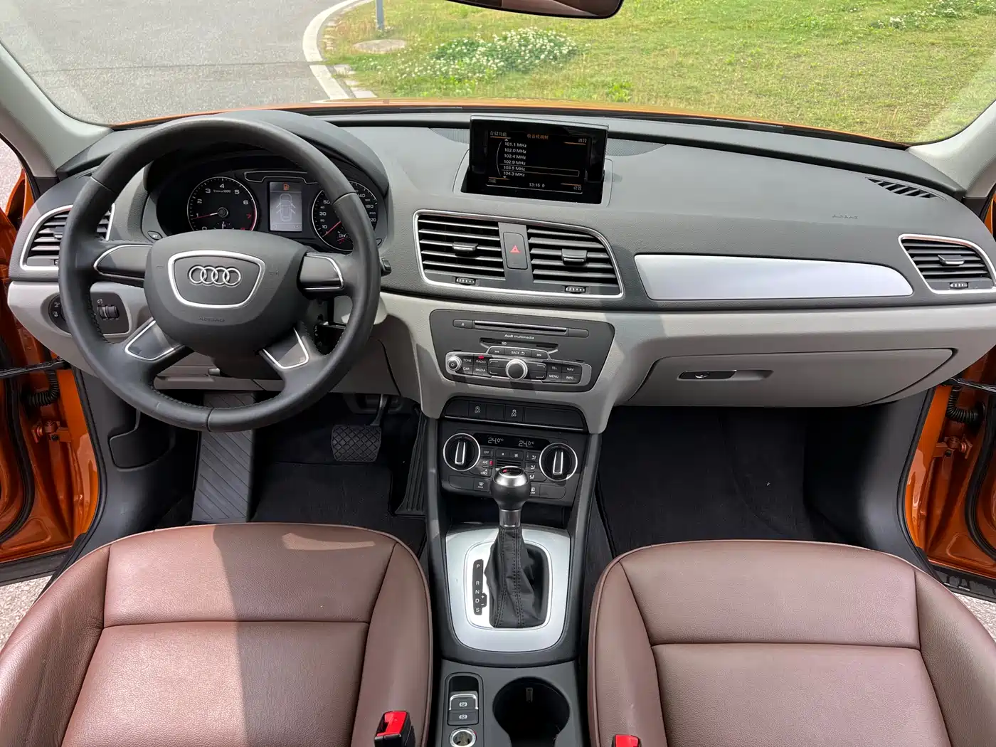 Audi Q3 2016 30 TFSI Standard фото 12