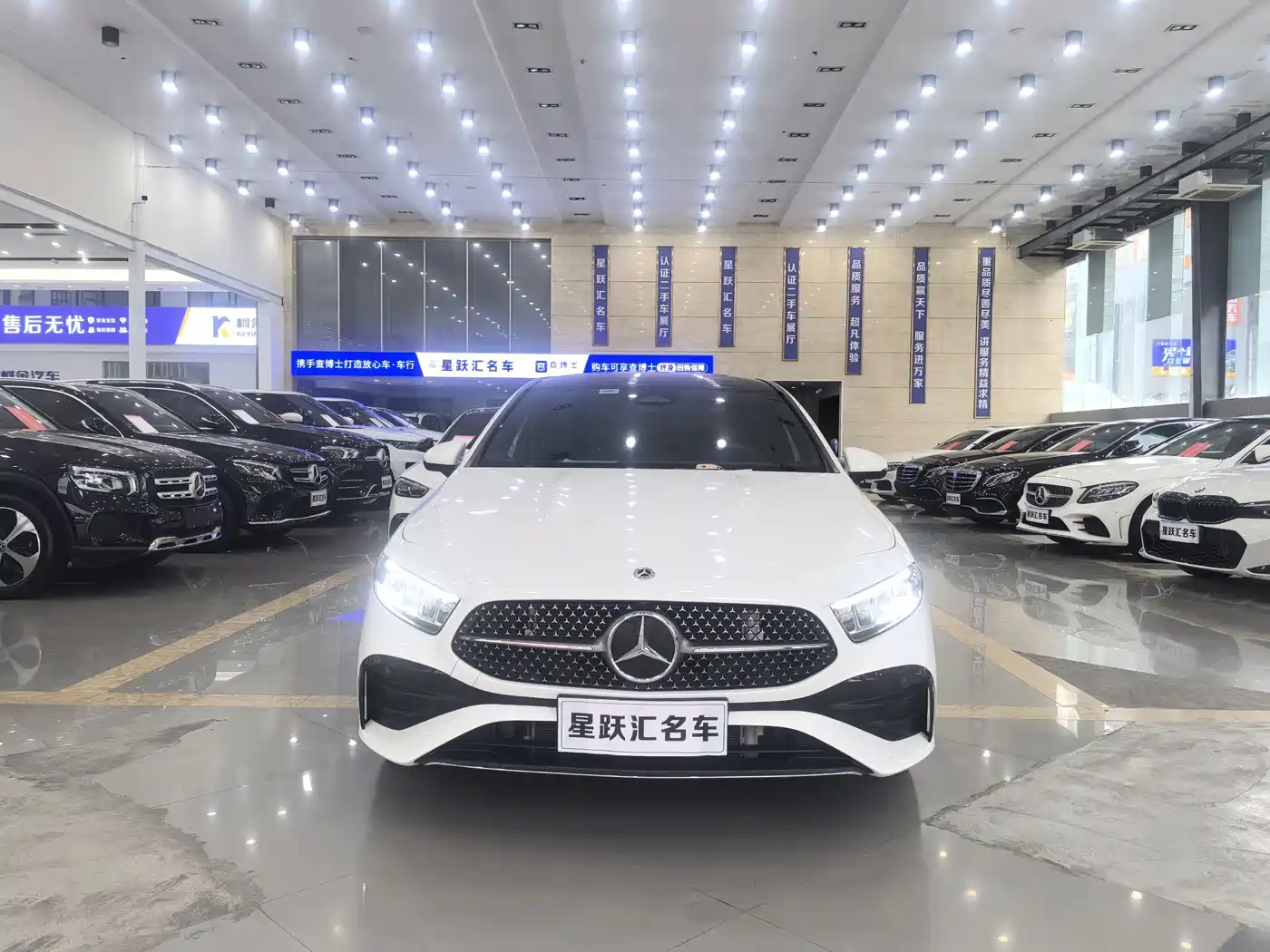 Фото 2 - Mercedes-Benz A-Class