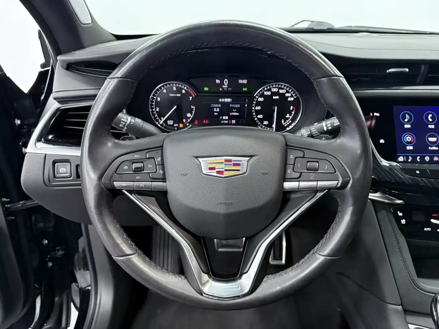 CADILLAC XT6
