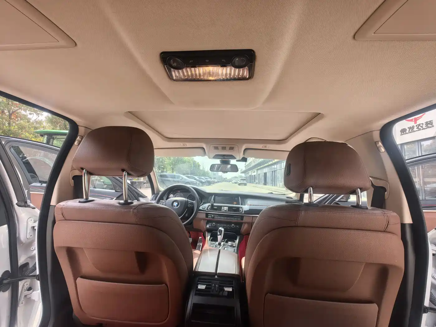 BMW 5 Series 2017 520Li Classic Edition фото 19