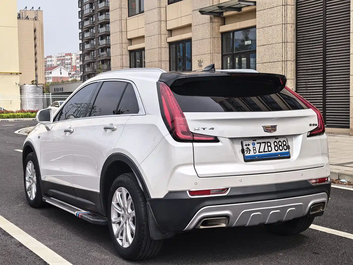 CADILLAC XT4