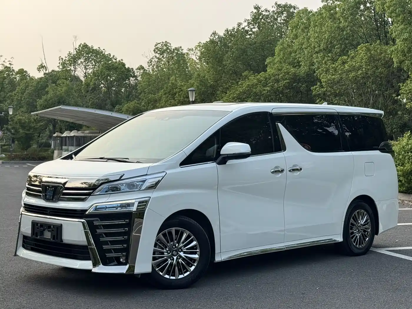 Toyota Vellfire 2021 Crown Hybrid 2.5L HV Supreme Edition