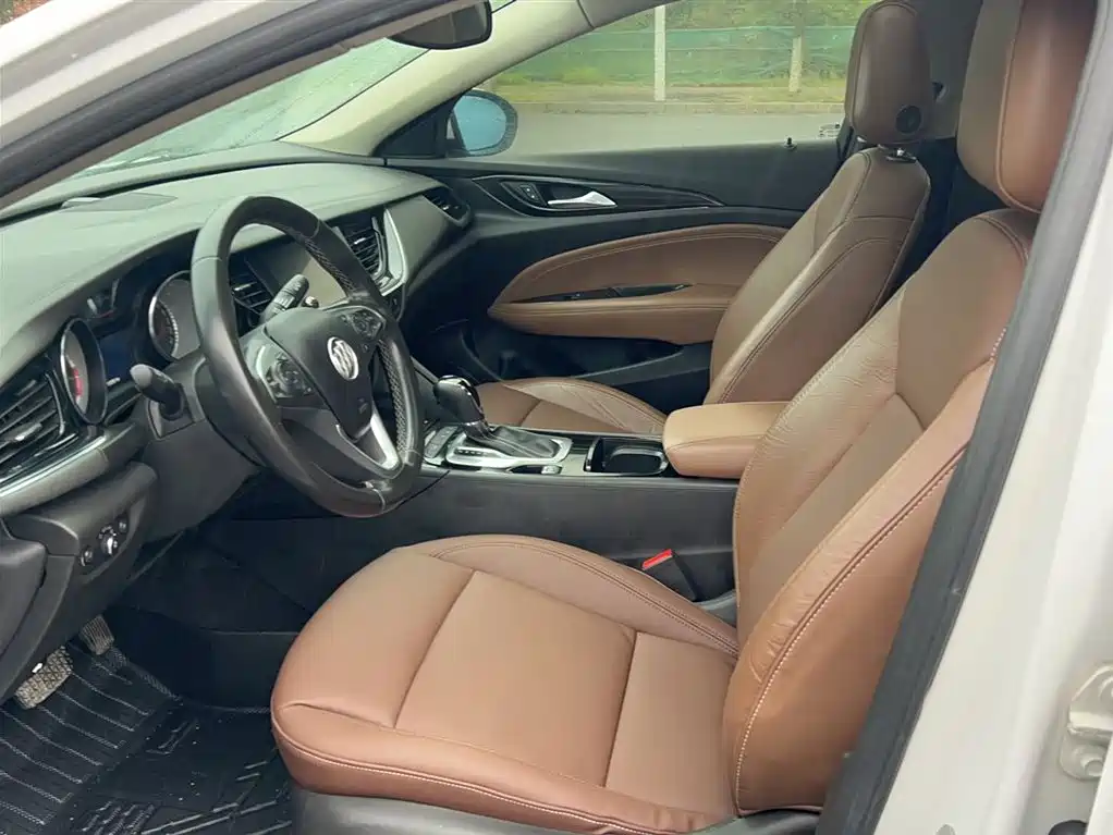 Buick Regal 2017 20T Luxury Model фото 4