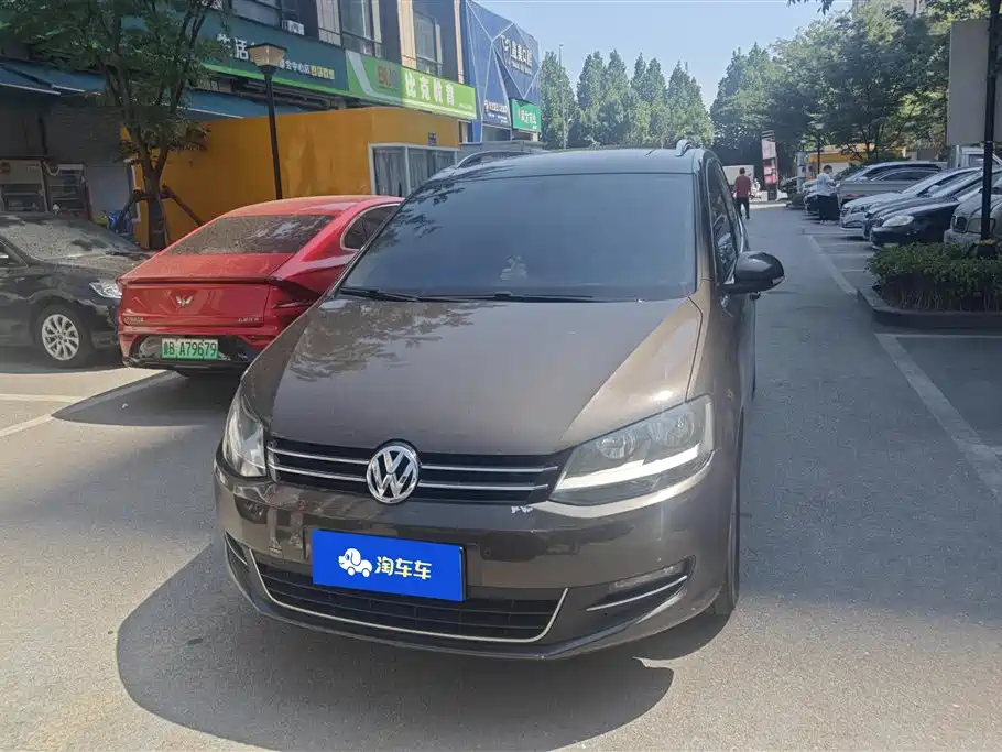 Volkswagen Sharan 2015 1.8TSI Comfort фото 2